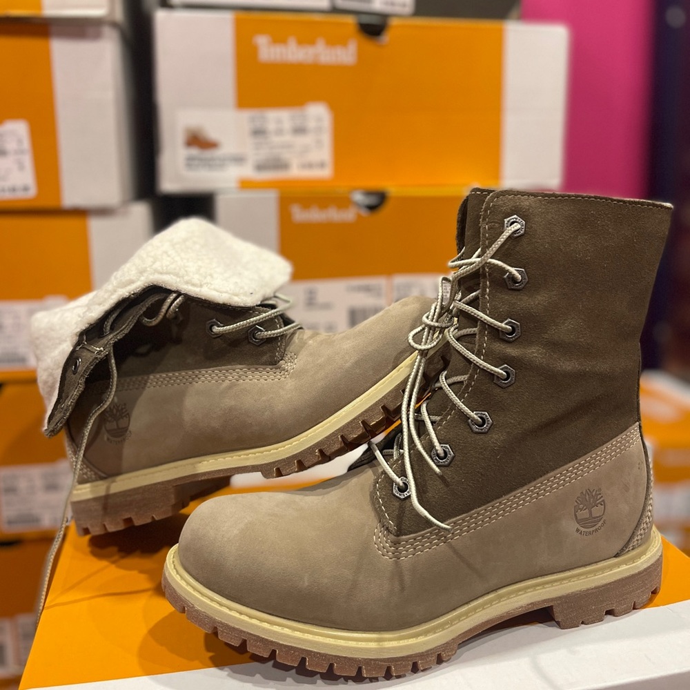 Timberland Authentic Nubuck Boots